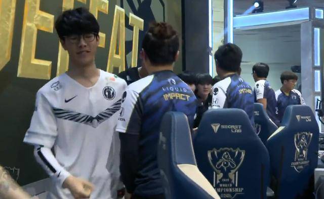 StarLadder StarSeries Fall 2025 小组赛将在线举行